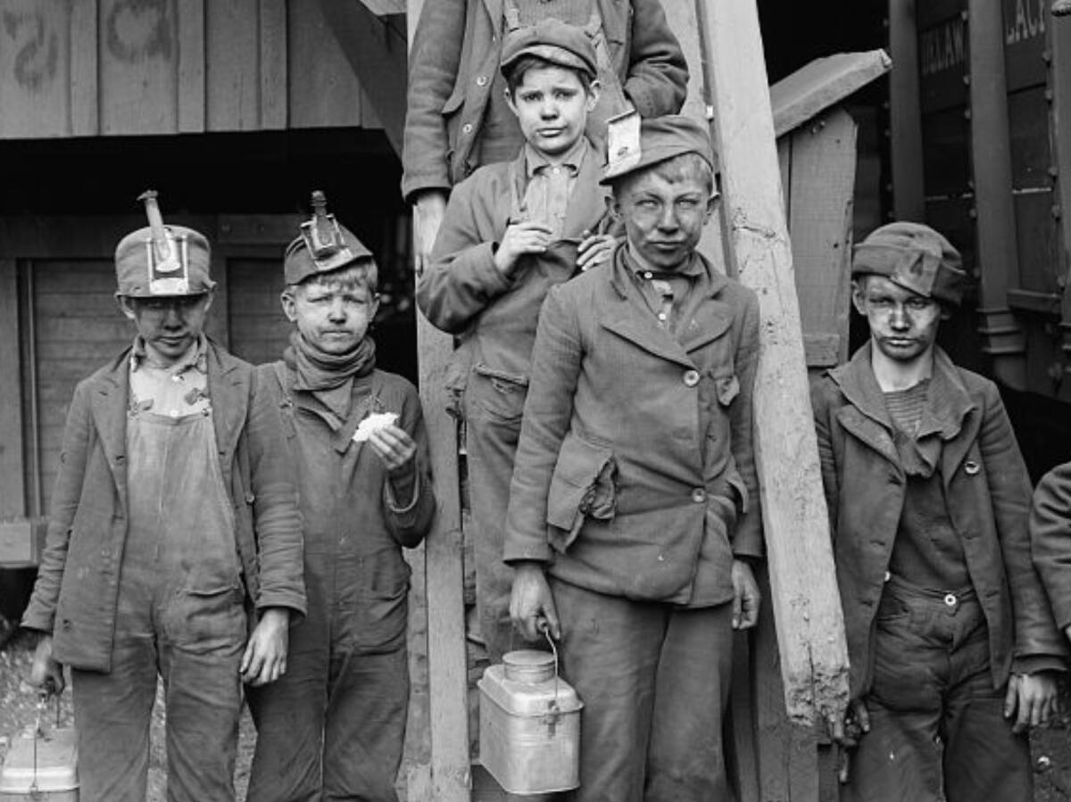 Child laborers at a Pennsylvania coal mine in 1900