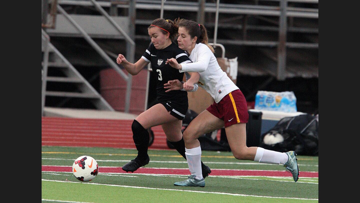 Photo Gallery: La Cañada vs. FSHA in non-league girls' soccer