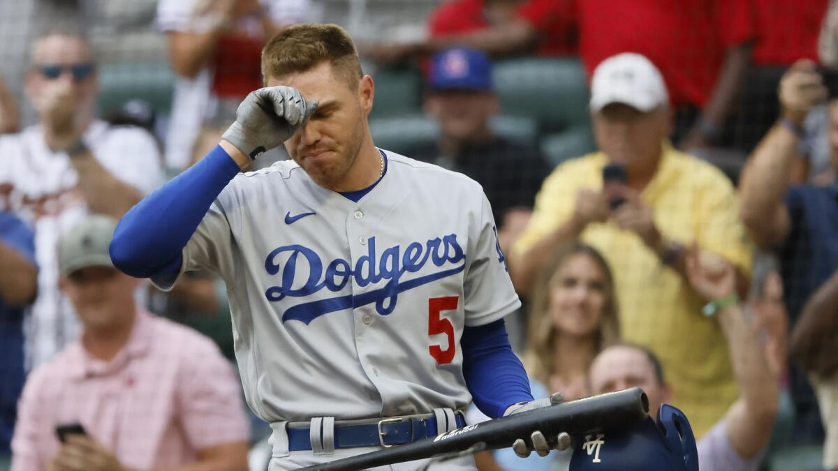 Column: Freddie Freeman plays role of entitled athlete perfectly - Los Angeles Times