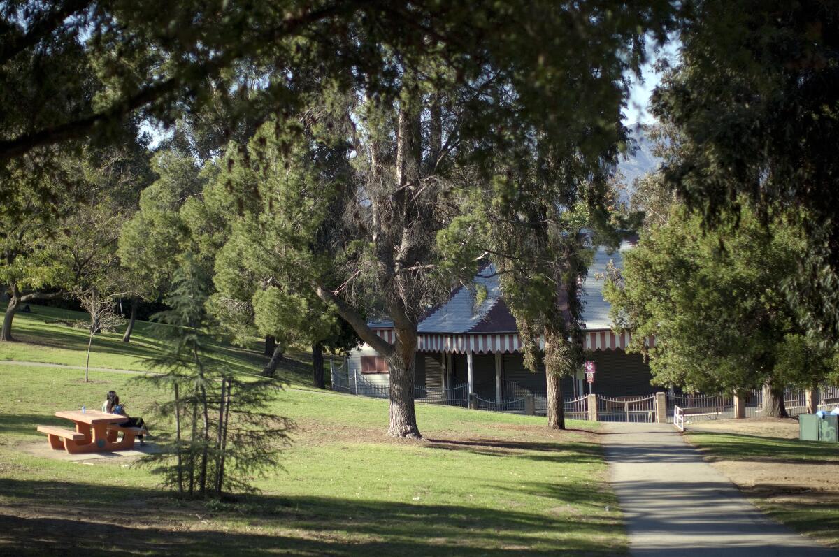 A 2014 photo of an area near the Griffith Park merry-go-round.