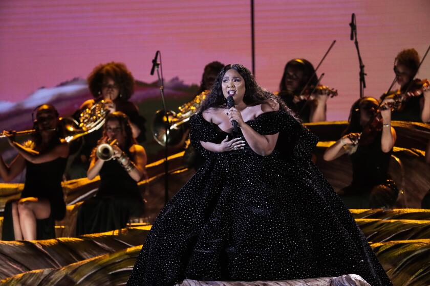 LOS ANGELES, CA - January 26, 2020: Lizzo performs at the 62nd GRAMMY Awards at STAPLES Center in Los Angeles, CA. (Robert Gauthier / Los Angeles Times)