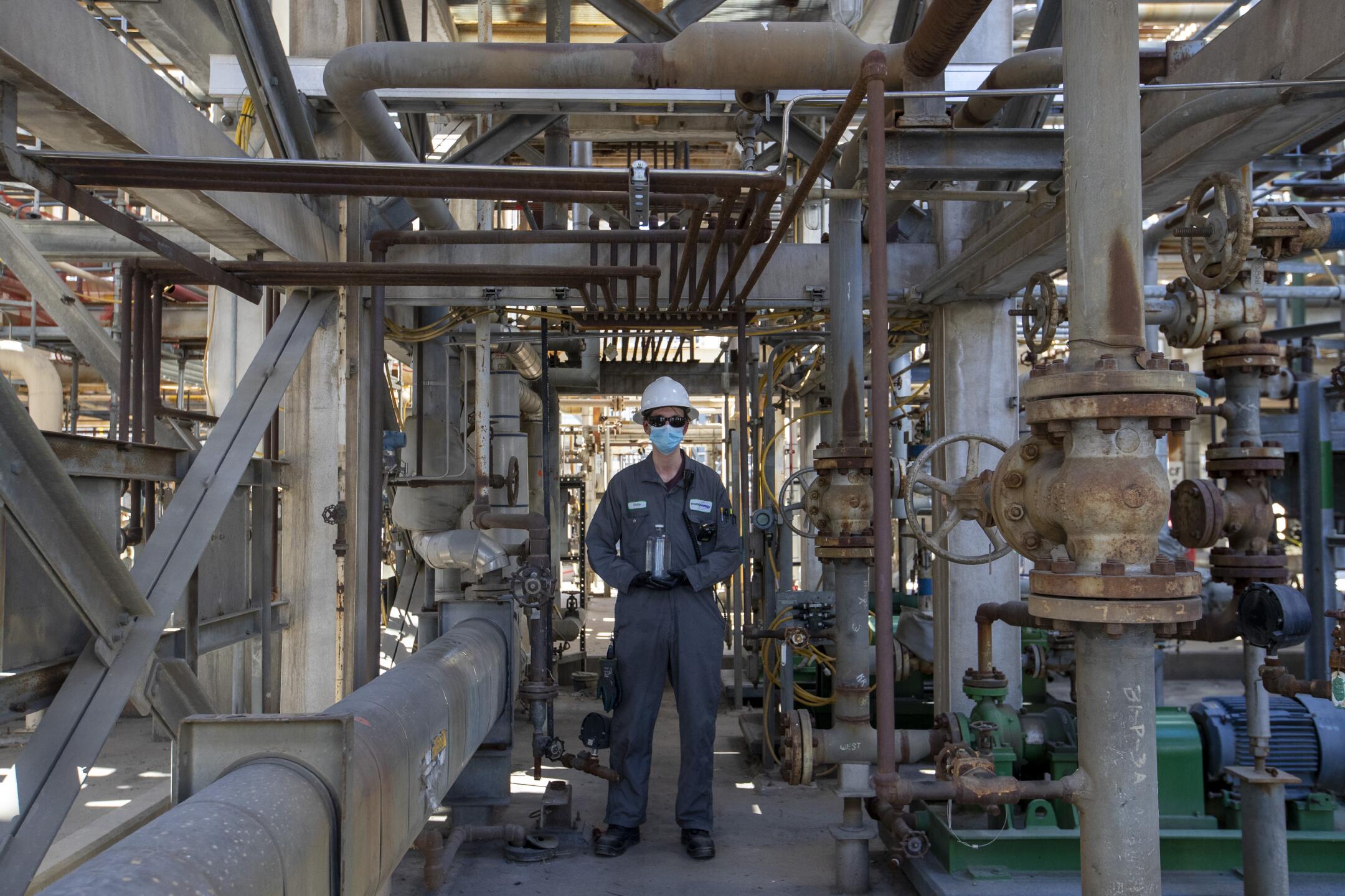 Booming clean energy hit global tipping point for even lower costs ...