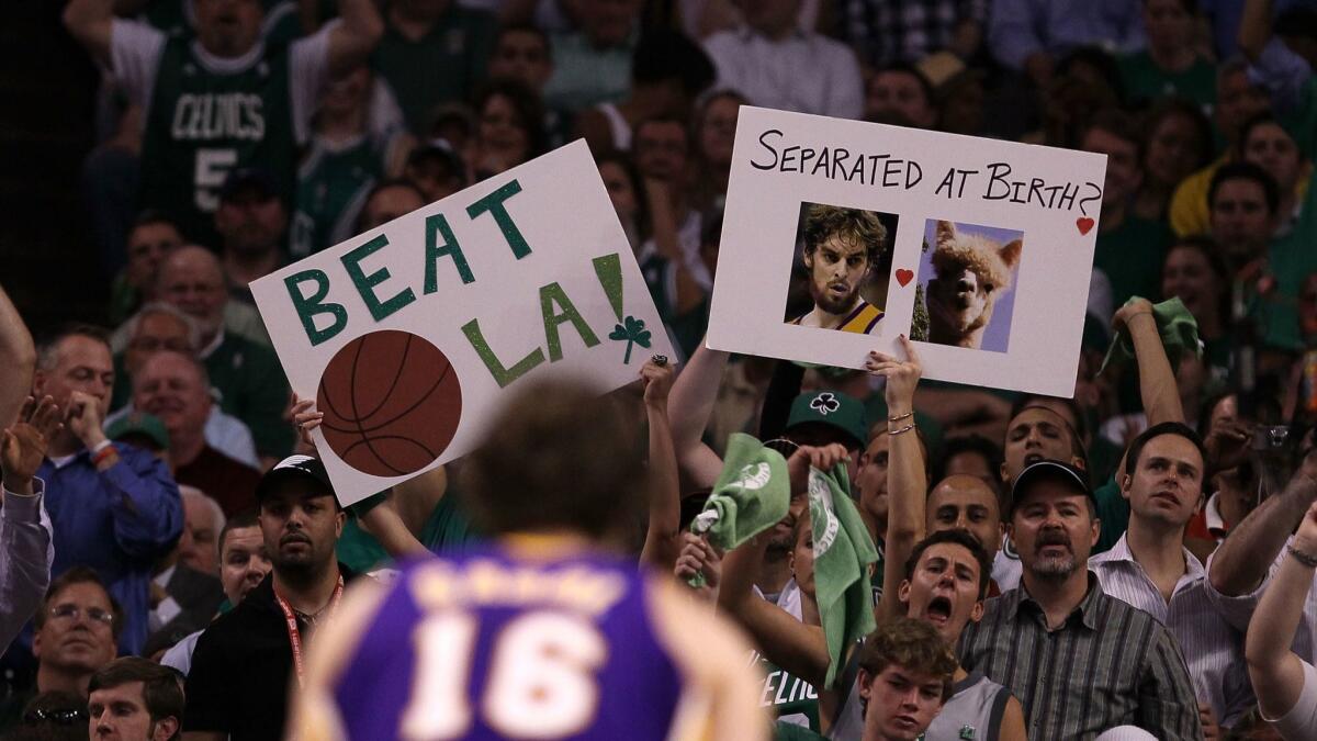 Laker fans respond to Beat L.A. chant - ESPN