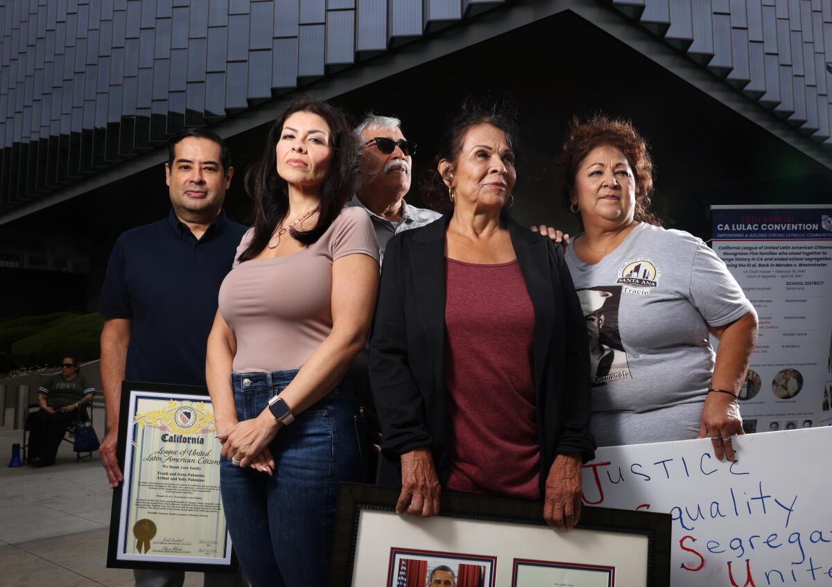 Mendez et al family members