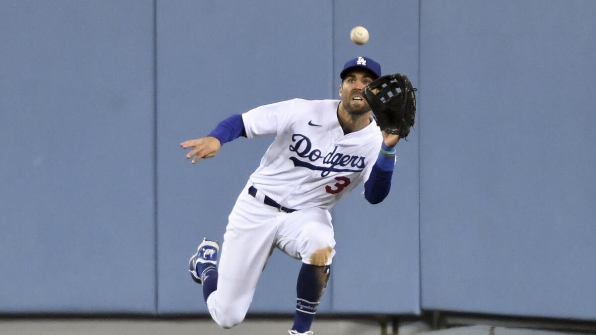 Dodgers in agreement on new deal with Chris Taylor, per report