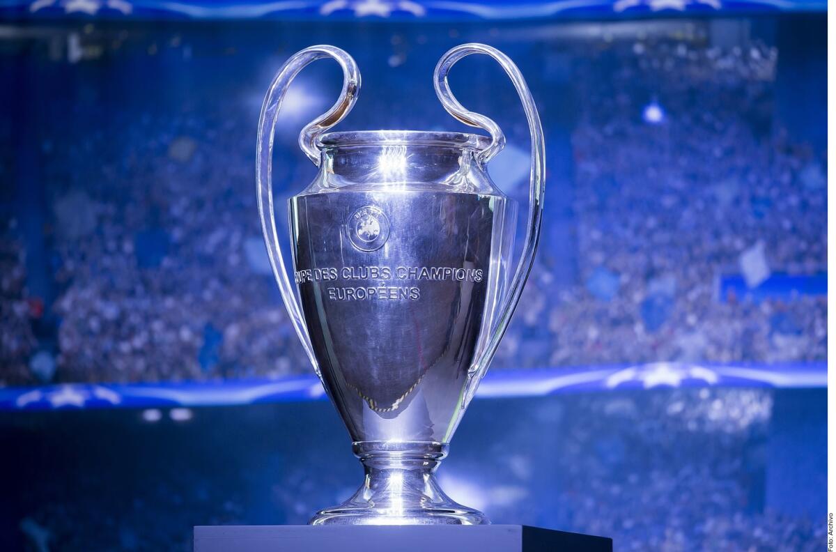 El futuro de las competiciones europeas se define hoy. La UEFA convocó a una videoconferencia en la que se decidirá el futuro de los calendarios de las competencias europeas, Champions y Europa League, de las Ligas y Copas domésticas.