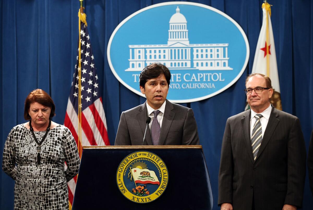 "Los Inmigrantes dan forma a California" es el nombre del paquete de proyectos de ley que Kevin De león presenta hoy junto la presidenta de la Asamblea californiana, la demócrata Toni Atkins, entre otros legisladores.