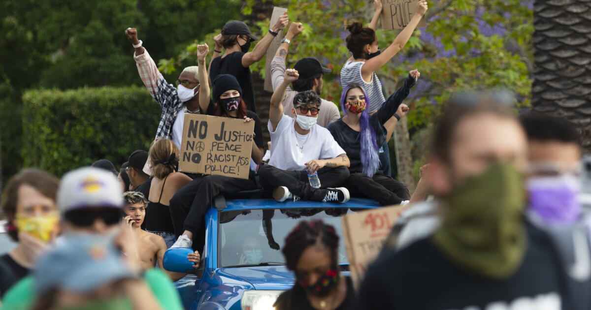 Ca Protesting Essential California: Protests show no signs of slowing - Los Angeles Times