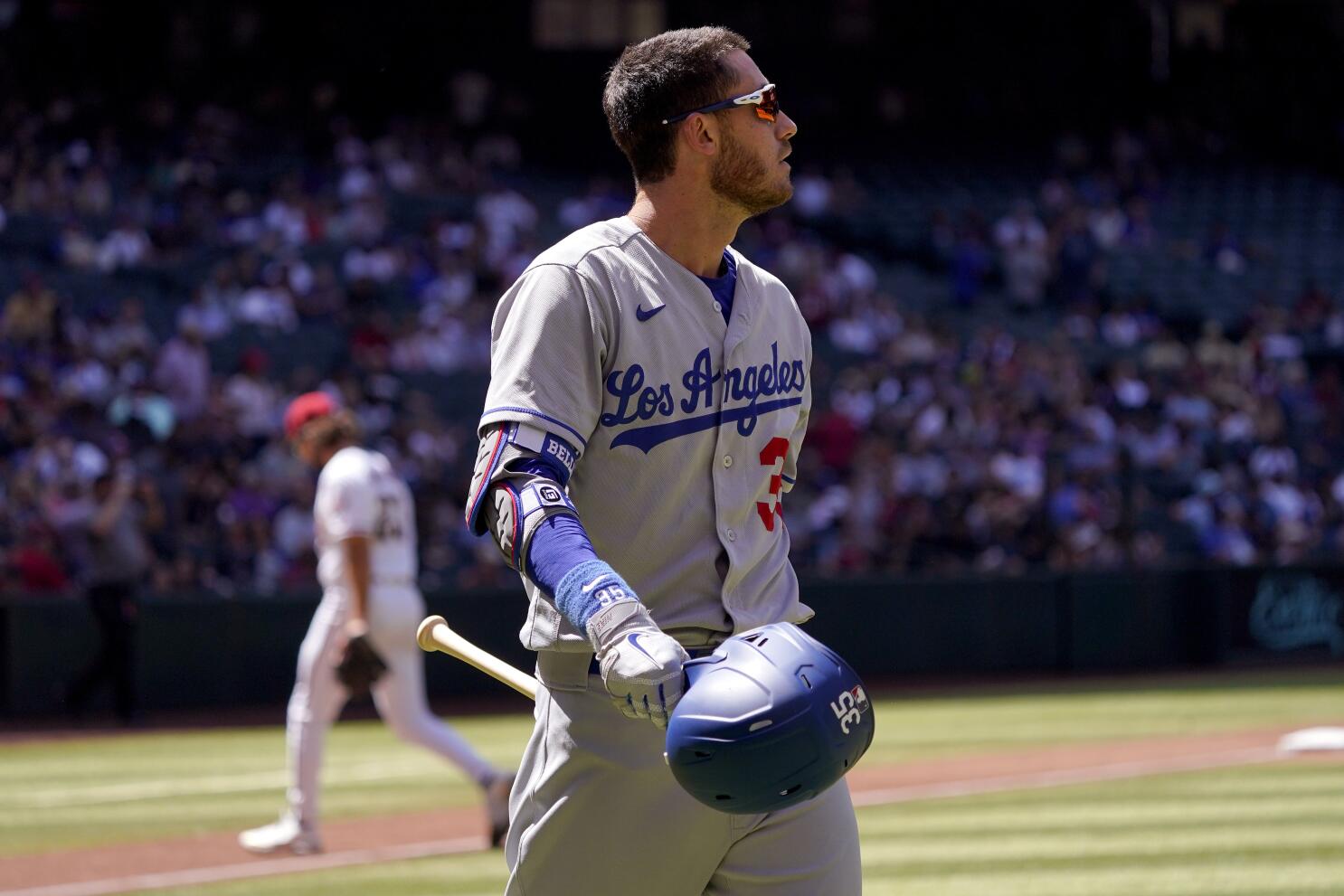 Dodgers News: Writer Isn't Worried About JD Martinez's Slow Start to Spring