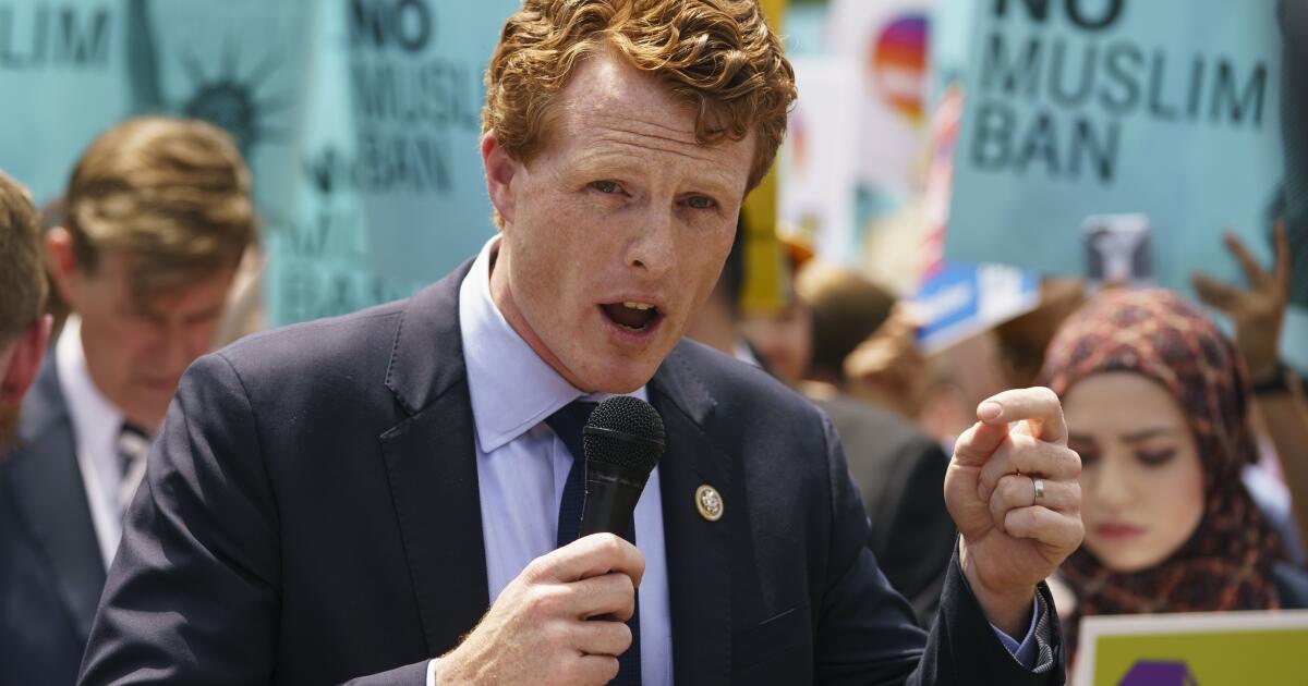 Massachusetts Rep. Joe Kennedy to challenge Sen. Markey in Democratic primary
