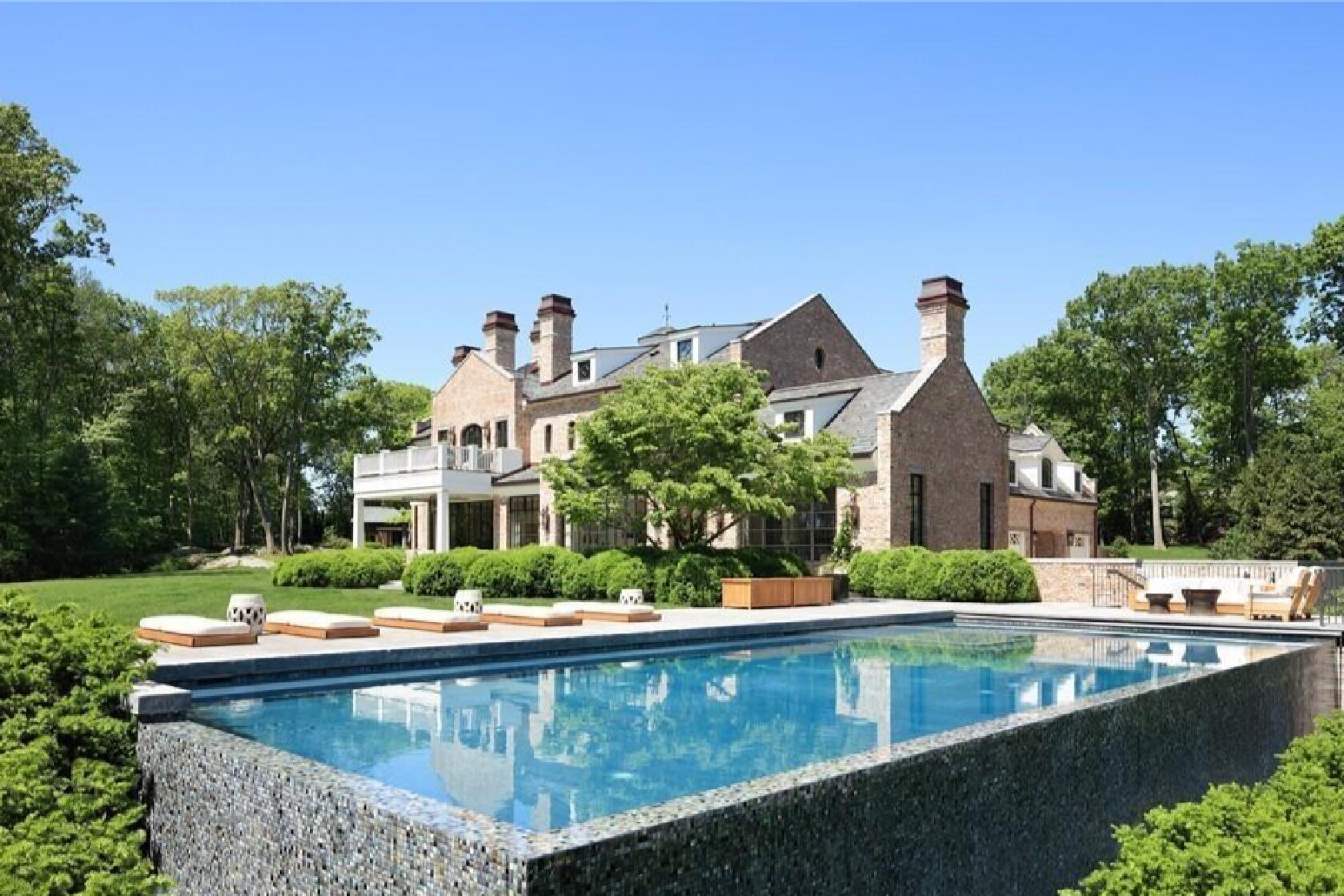 Tom Brady Reportedly Renting Derek Jeter S Florida Mansion Los