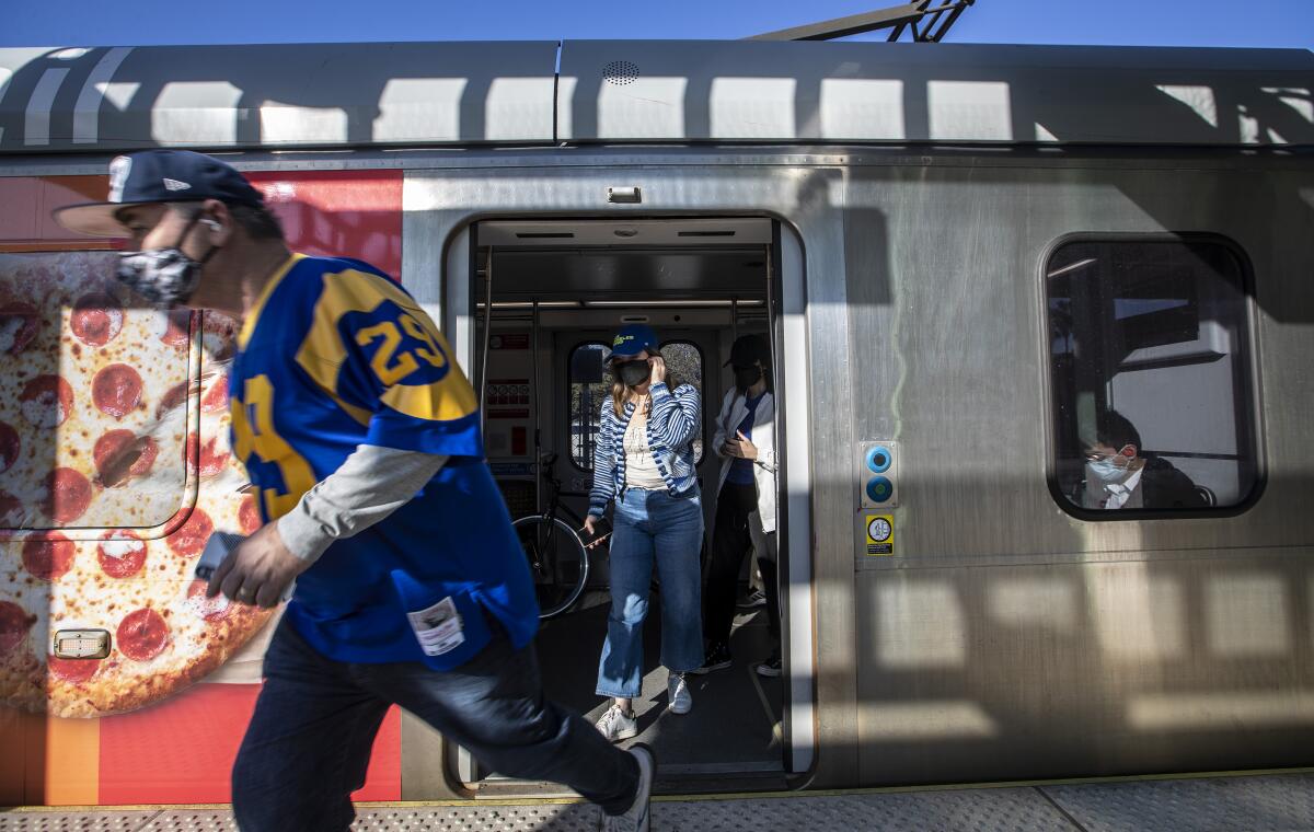 Go Metro to see your Los Angeles Rams