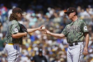 Padres manager Bob Melvin pulls pitcher Ryan Weathers 