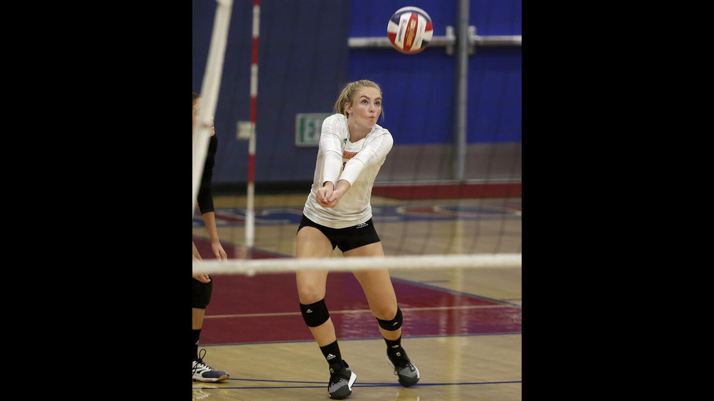 Photo gallery: Huntington Beach vs. Los Alamitos in girls’ volleyball