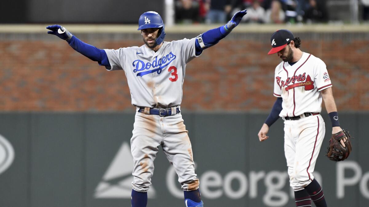 Justin Turner hit by pitch after 'stinger' ends playoff start streak