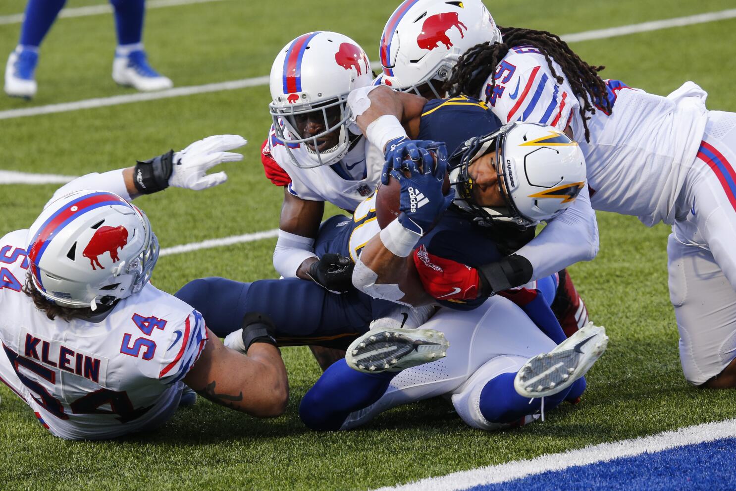 Chargers second-guessed following 27-17 loss to Bills - The San