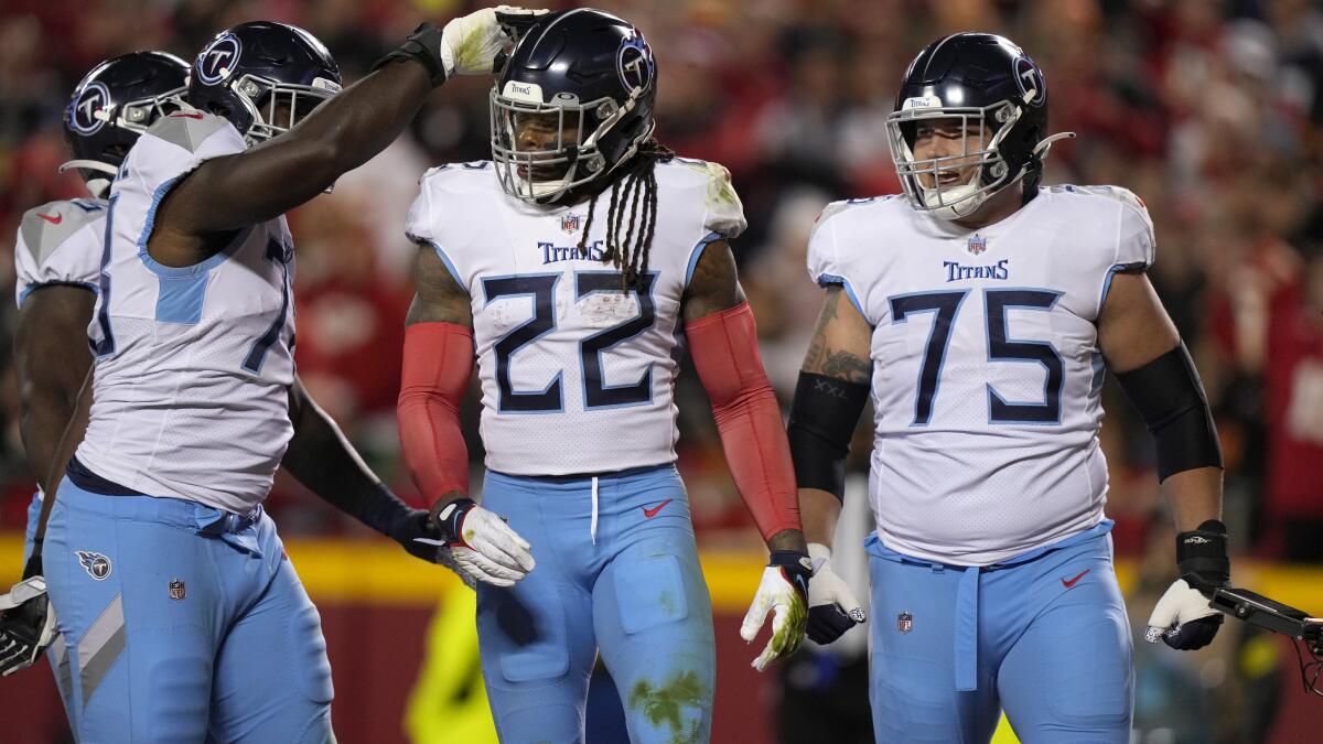 NFL: Tennessee Titans lead from start to finish to beat struggling Green Bay  Packers