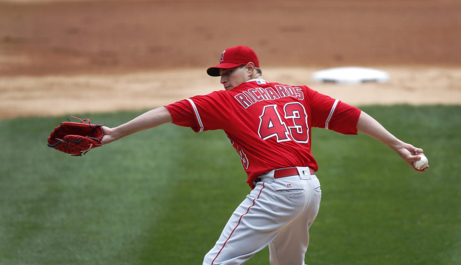 Team-Issued Red Jersey - Tim Lincecum