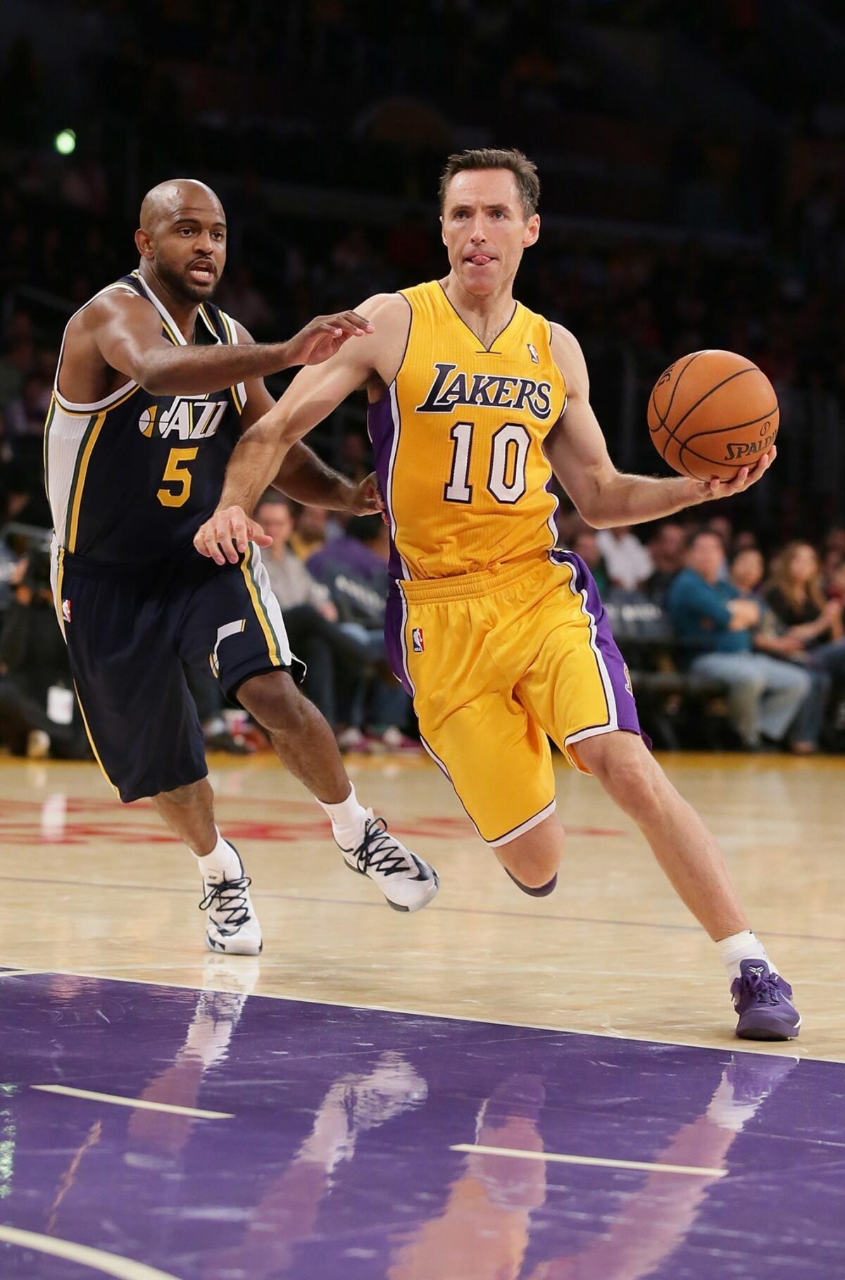Lakers guard Steve Nash hasn't completed a practice session since training camp.