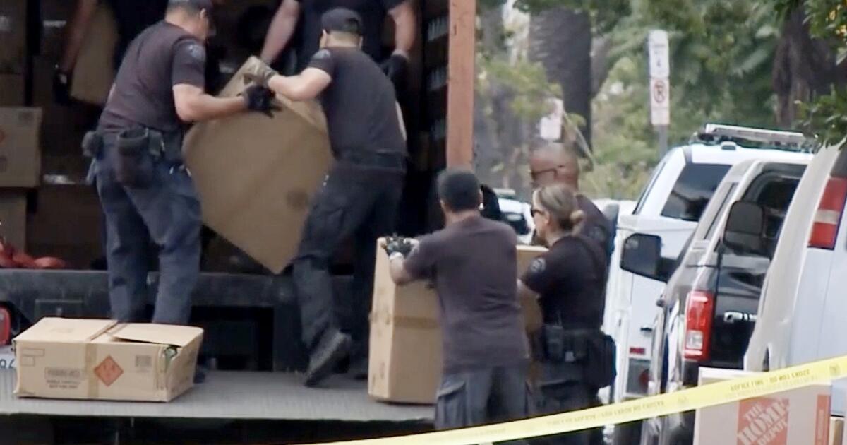 Plusieurs camions de pompiers ont été aperçus dans le sud de Los Angeles, provoquant des évacuations