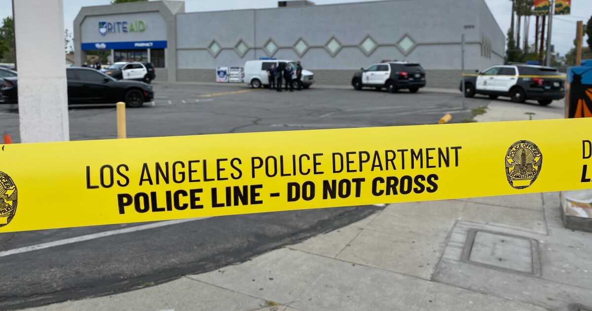 Los Angeles ve ötesindeki polis silahlı saldırıları 'gerginliği azaltmanın' tehlikelerini gösteriyor