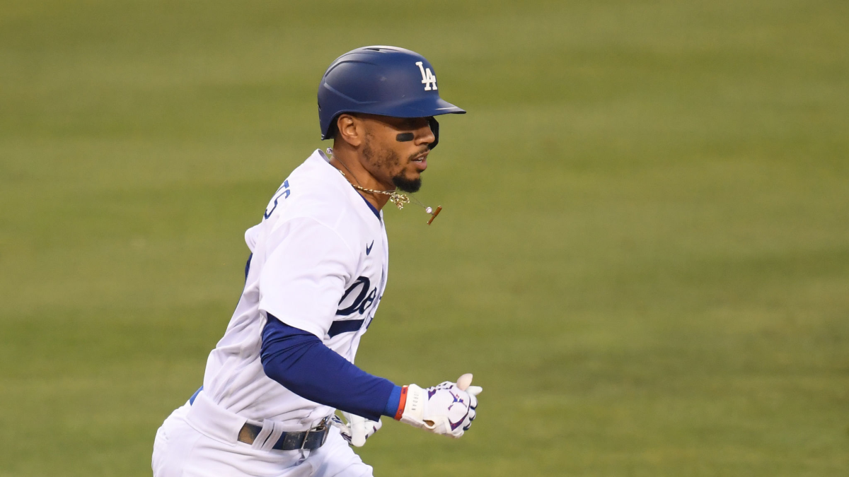 MLB on X: Mookie Betts, Dodgers agree to 12-year contract extension that  will keep him in LA through the 2032 season.  / X
