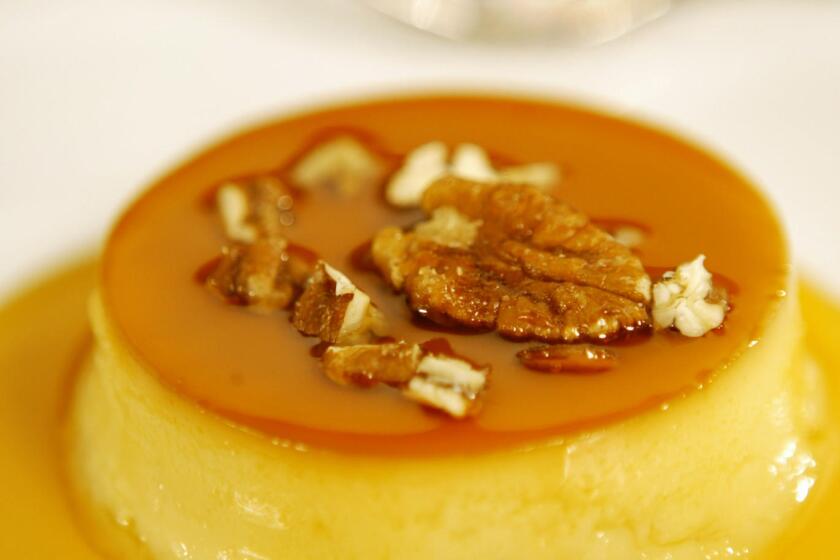 093827.FO.0223.FOOD.1.LKH SOS Caramel, AOC Maple Creme Caramel with Candied Pecans