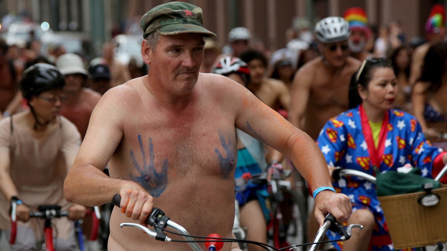 Cyclists bare all in downtown L.A. for World Naked Bike Ride - Los Angeles  Times