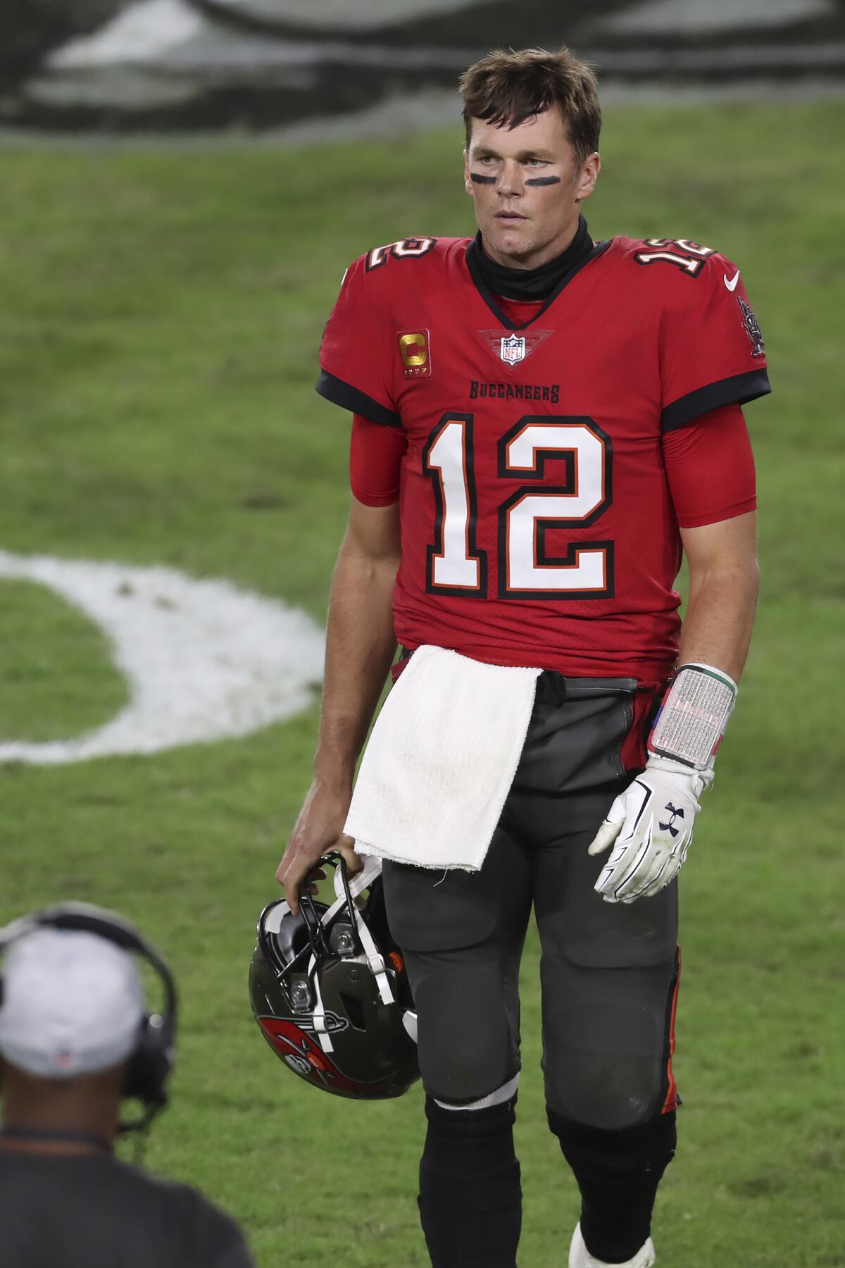 Tampa Bay Buccaneers QB Tom Brady back with team after brief absence