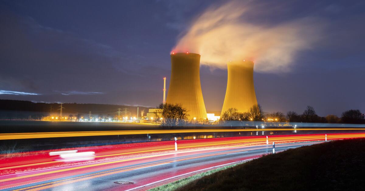 Warum schließt Deutschland drei seiner sechs Kernkraftwerke?