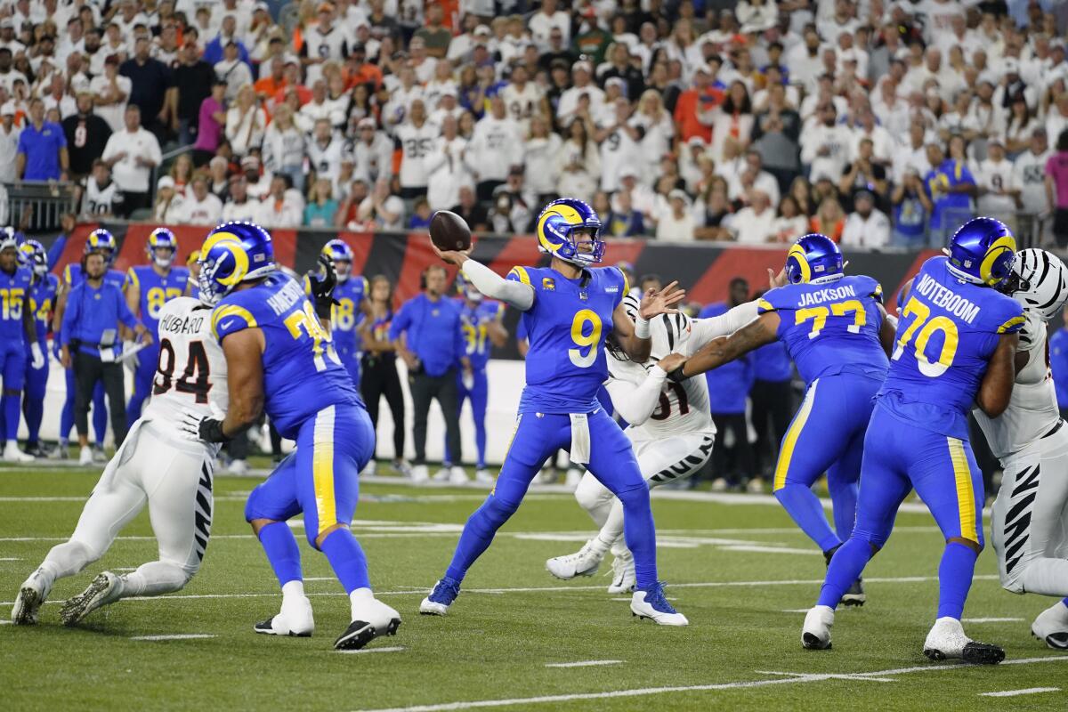 Matthew Stafford throws for the Rams. 