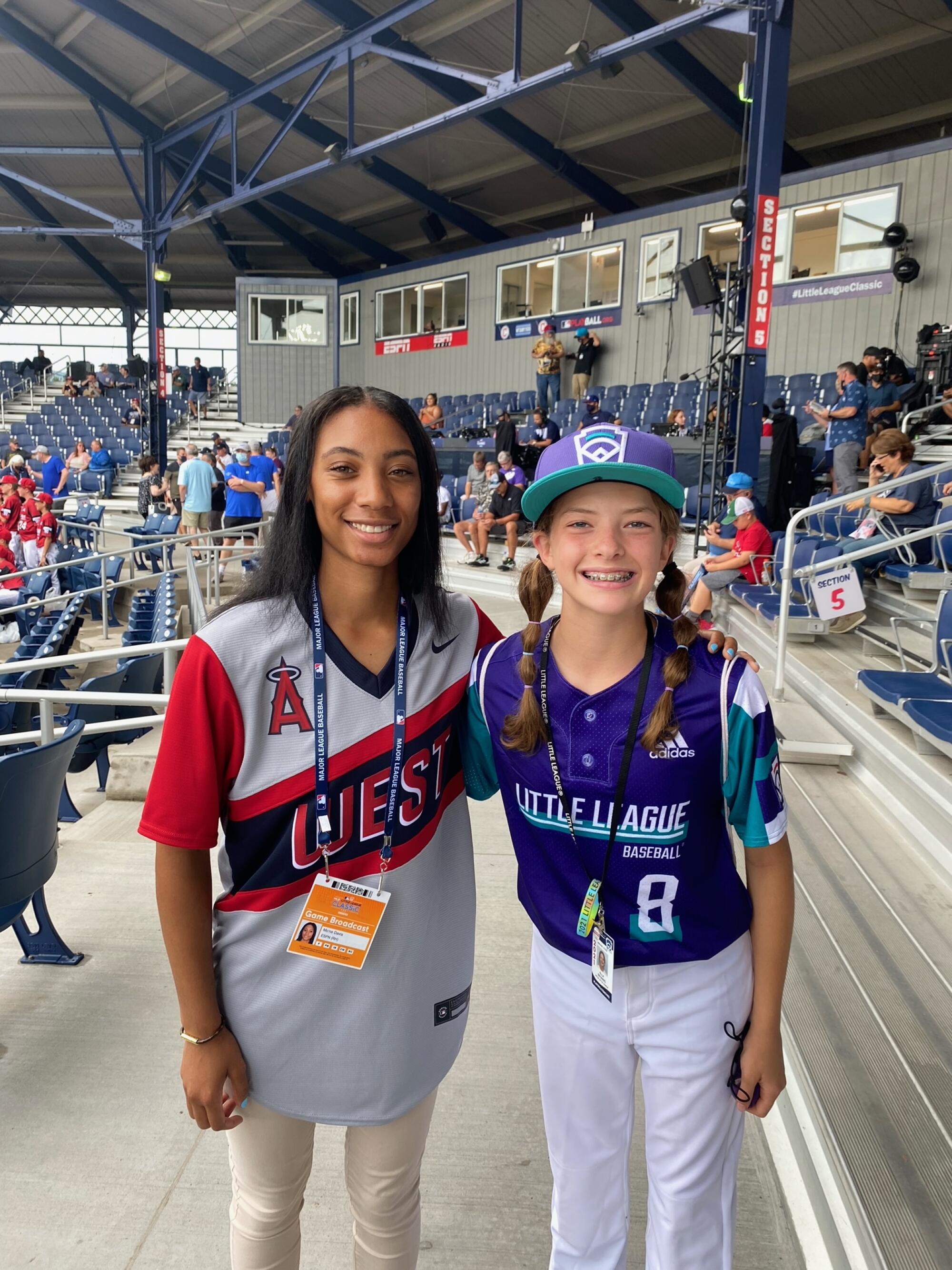 Ella Bruning, right, takes a photo with Mo'ne Davis