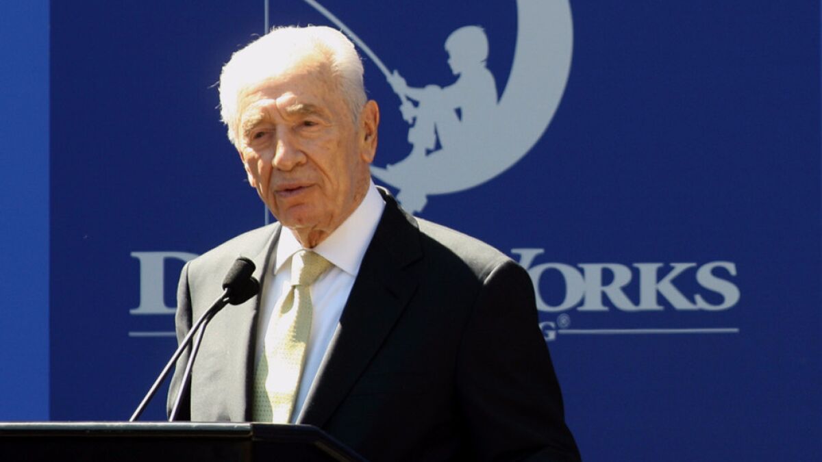 Israeli president Shimon Peres speaks at Dreamworks Animation SKG in Glendale on March 9, 2012.