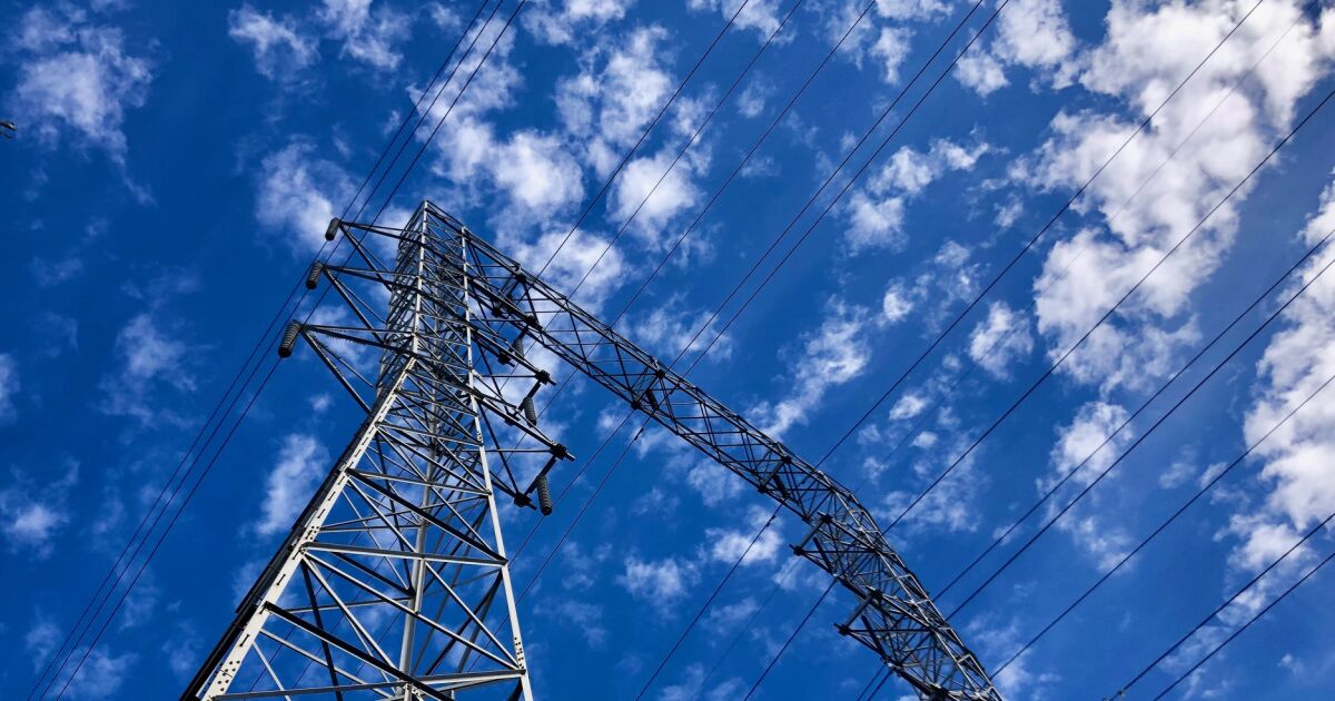 Opinion: Undergrounding Californias power lines is worth the cost