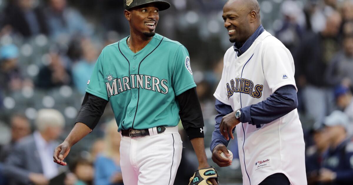 Former Mariners Harold Reynolds, Raul Ibañez managers in MLB Futures Game -  The San Diego Union-Tribune