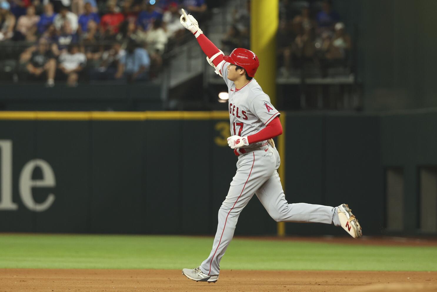 Ohtani gets the win, ties for the MLB HR lead as the Angels beat the  Rangers 5-3 - The San Diego Union-Tribune