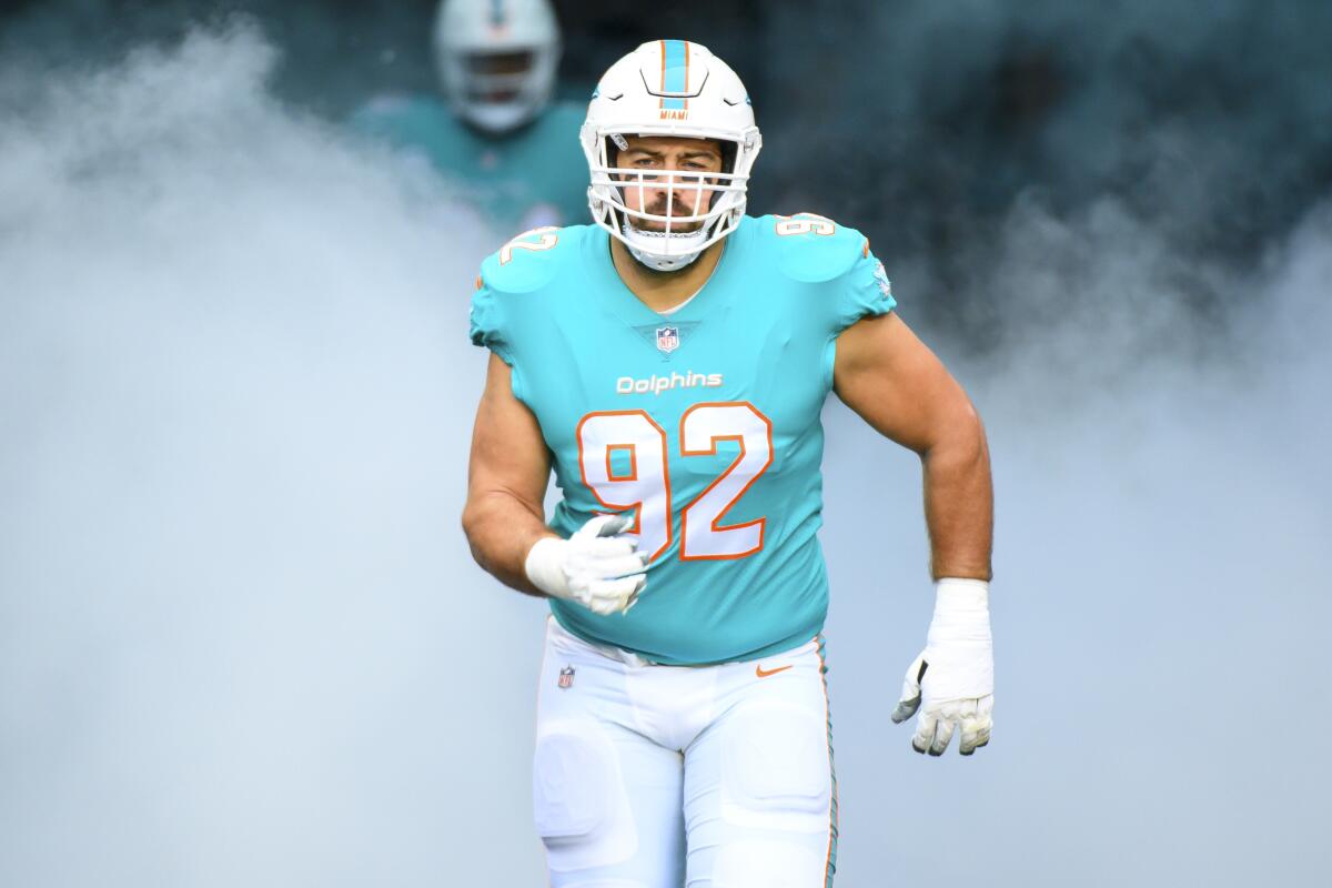 Dolphins extend DT Zach Sieler through 2026 season - The San Diego