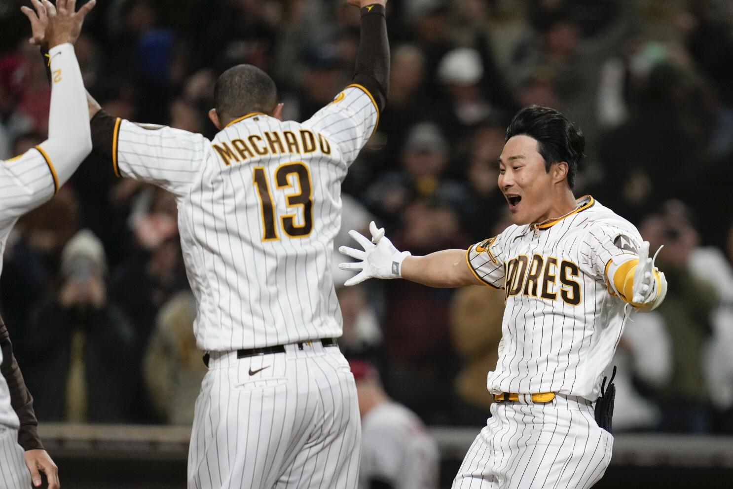 The Padres' Ha-Seong Kim is inspiring the next wave of Korean ballplayers -  The Athletic