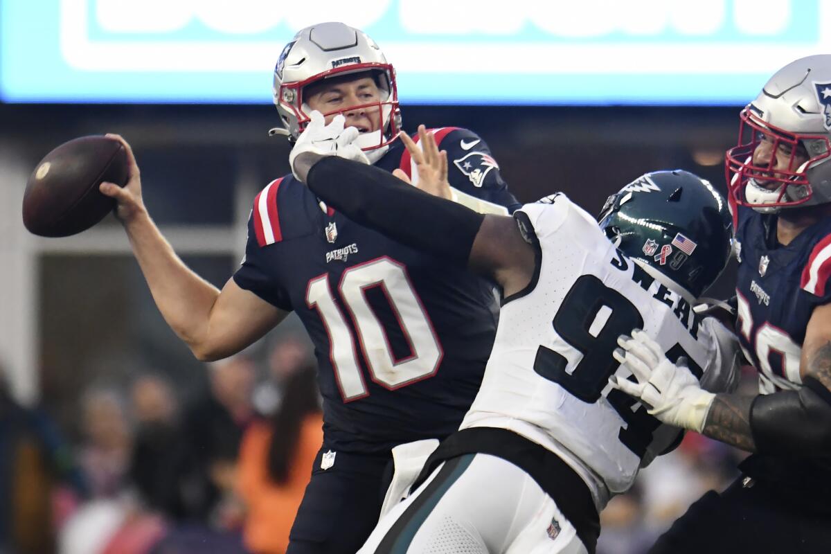 The Patriots see progress with their offense after their season-opening  loss to the Eagles - The San Diego Union-Tribune