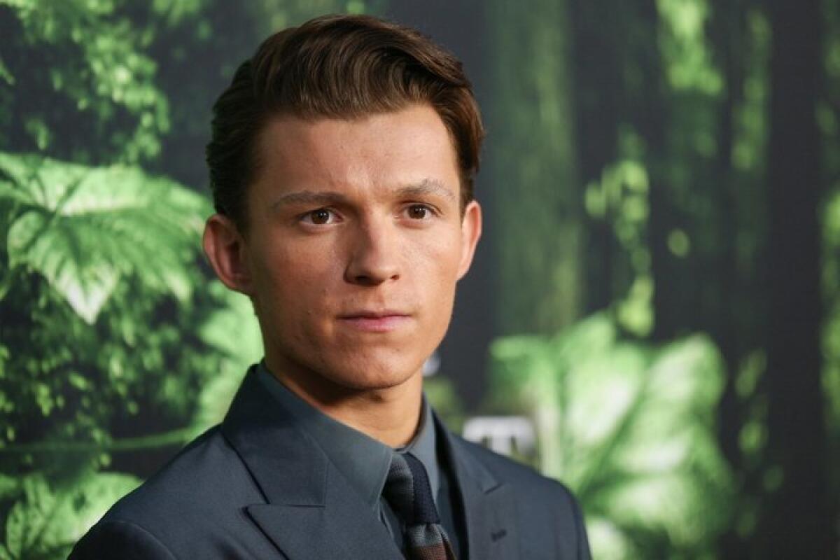 Tom Holland has signed on to star in Sony Pictures' live-action 'Uncharted' movie.