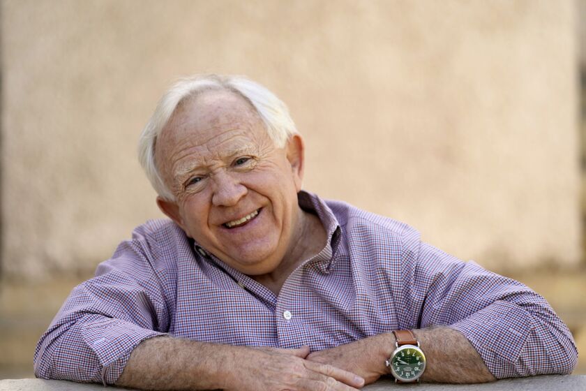 Leslie Jordan Will Get A Loving Goodbye On Call Me Kat Los Angeles Times Leslie Jordan Will Get A Loving Goodbye On Call Me Kat Los Angeles Times