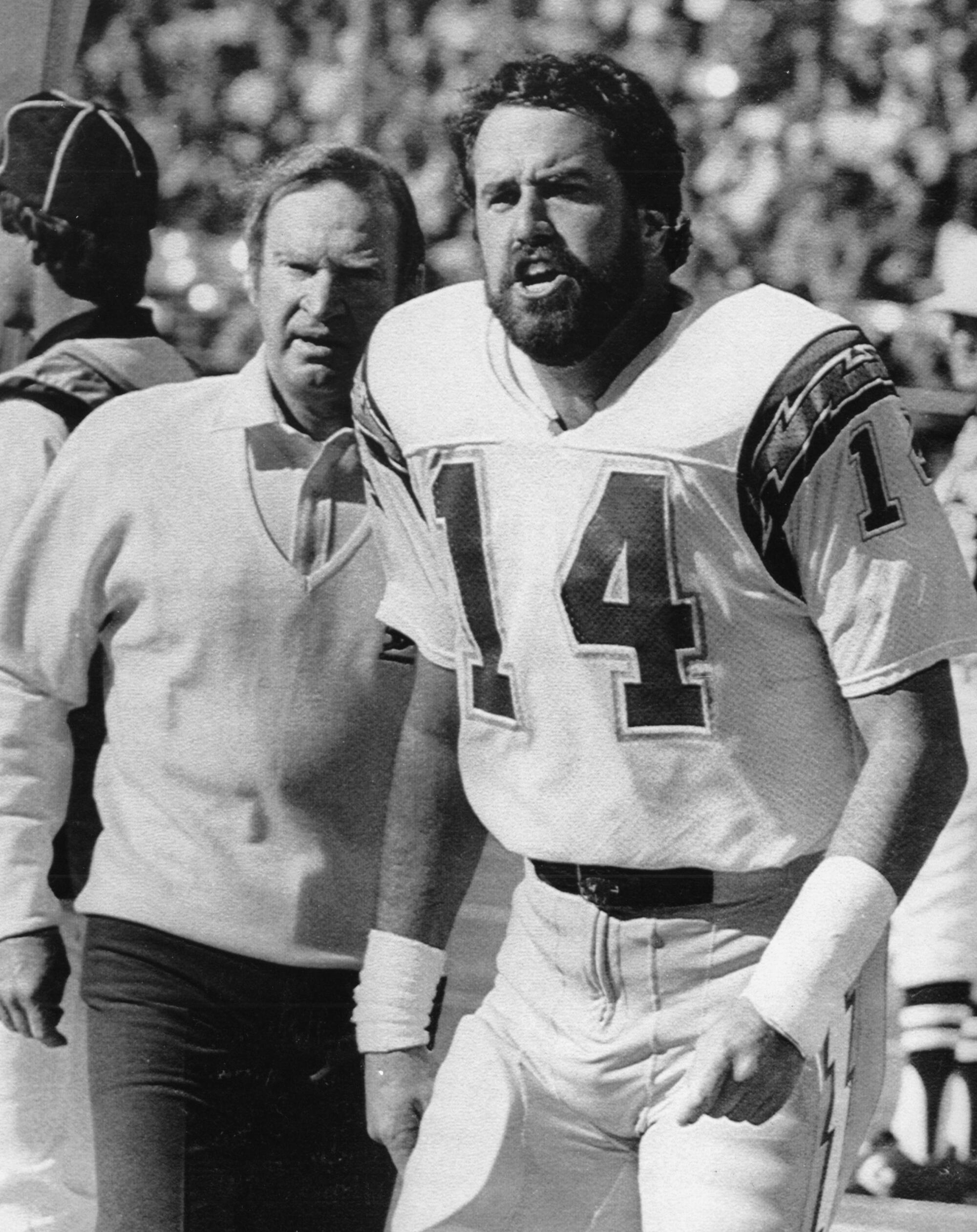 Chargers Coach Don Coryell reaches Hall of Fame decades after Air Coryell  changed NFL – NBC 7 San Diego