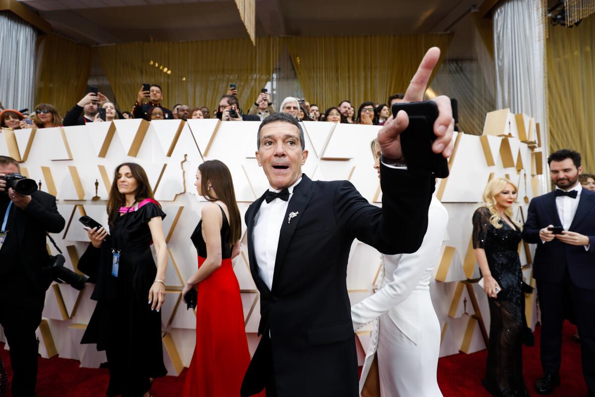 Antonio Banderas arriving at the 92nd Academy Awards.