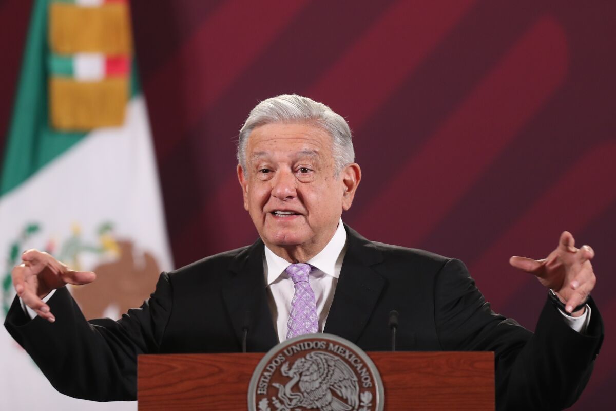 López Obrador lamenta la muerte del actor mexicano Chabelo a sus 88 años