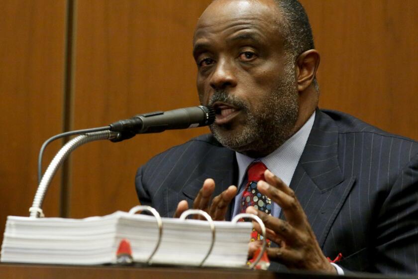 LOS ANGELES, CA. - JANUARY 16, 2014: State senator Roderick D. Wright takes the stand in his own defense at the Criminal Courts building in Los Angeles, Ca. on July 16, 2014. he is on trial for perjury and voter fraud. (Anne Cusack/Los Angeles Times)