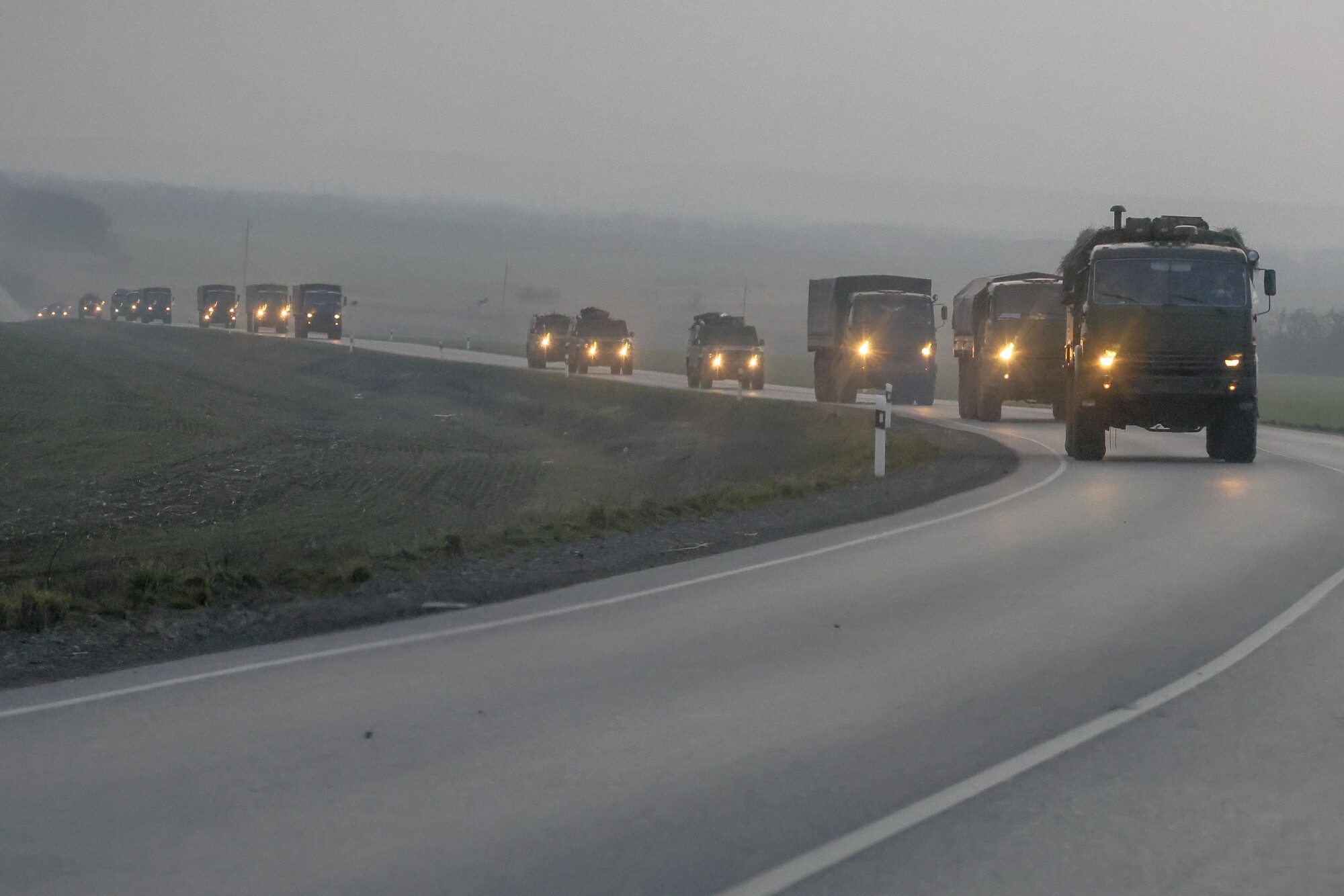  Russian military vehicles  move toward the border in  eastern Ukraine 