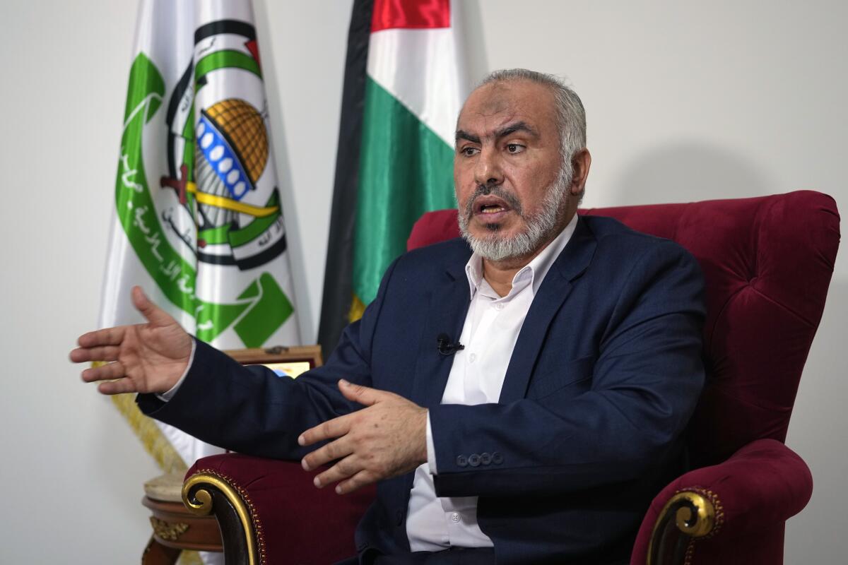 Ghazi Hamad, un miembro del buró político de toma de decisiones de Hamás, 