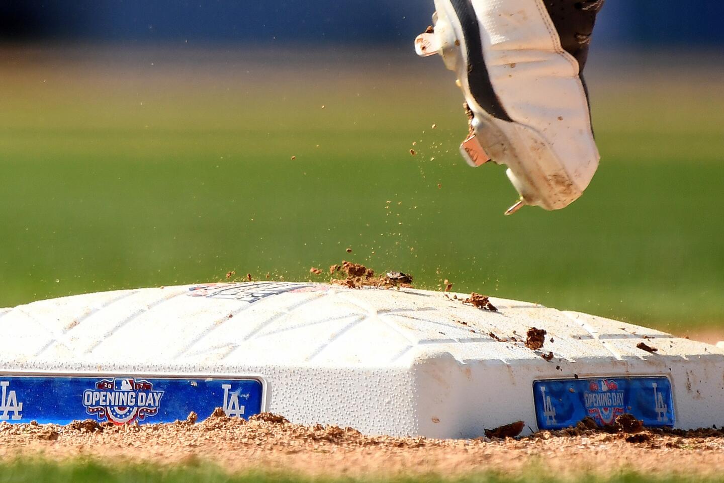 Dodgers deliver a message in opening-day thumping of Padres - Los Angeles  Times