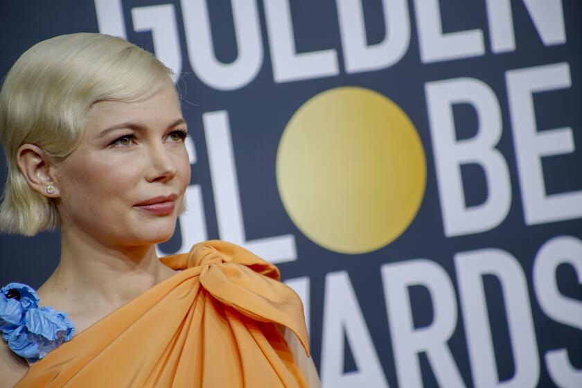 BEVERLY HILLS, CA-JANUARY 05: Michelle Williams arriving at the 77th Golden Globe Awards at the Beverly Hilton on January 05, 2020. (Marcus Yam / Los Angeles Times)