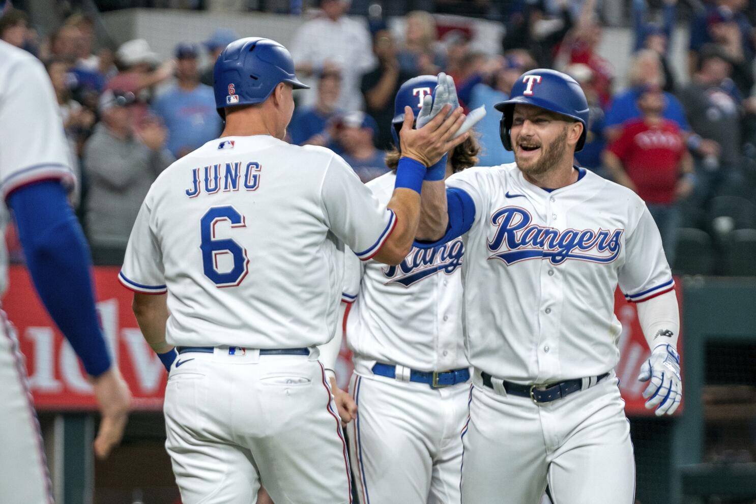 Robbie Grossman helps Texas Rangers grab series victory over